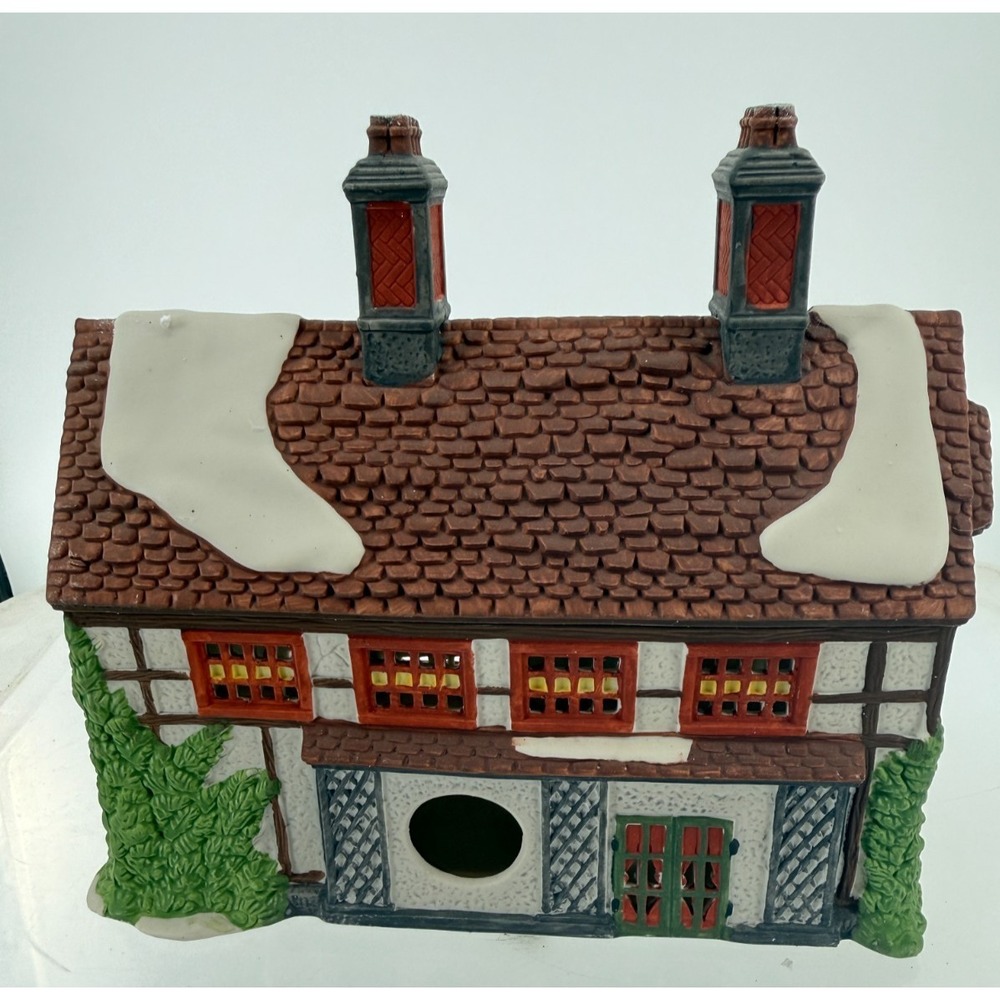 Dept 56 Dickens Village Ashbury Inn Building 5555-7 Lighted Porcelain House - Picture 5 of 8